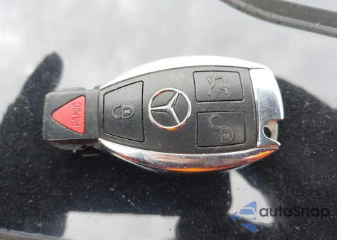 2013 Mercedes-Benz C 250 Sport из США, поврежденный, VIN WDDGF4HB7DA842866